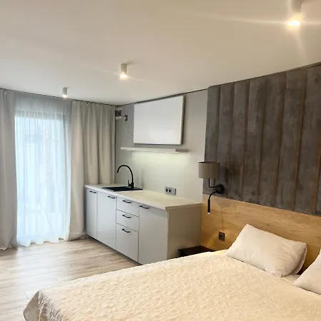 Homestay Goscinne Lidka *